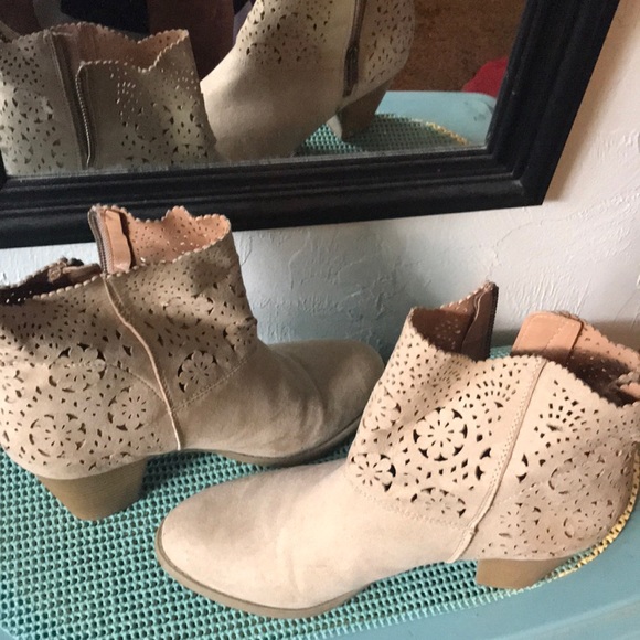 fabric ankle boot - Picture 1 of 2